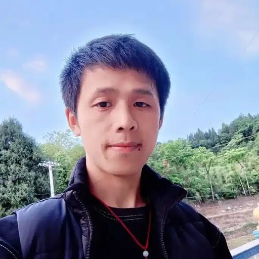 李献辉 - 技术部总监 心理软件架构与生产负责人